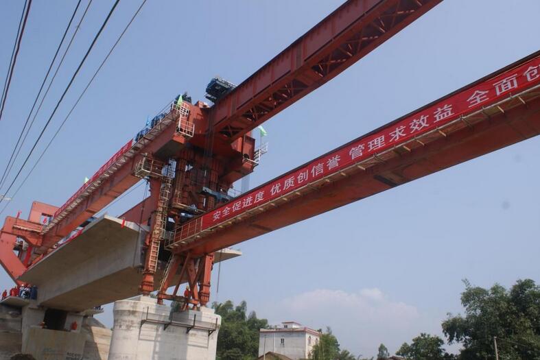 贵广铁路修建手扳葫芦助力